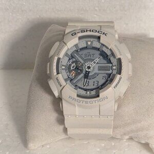 Casio G Shock NWOT condition Matte white